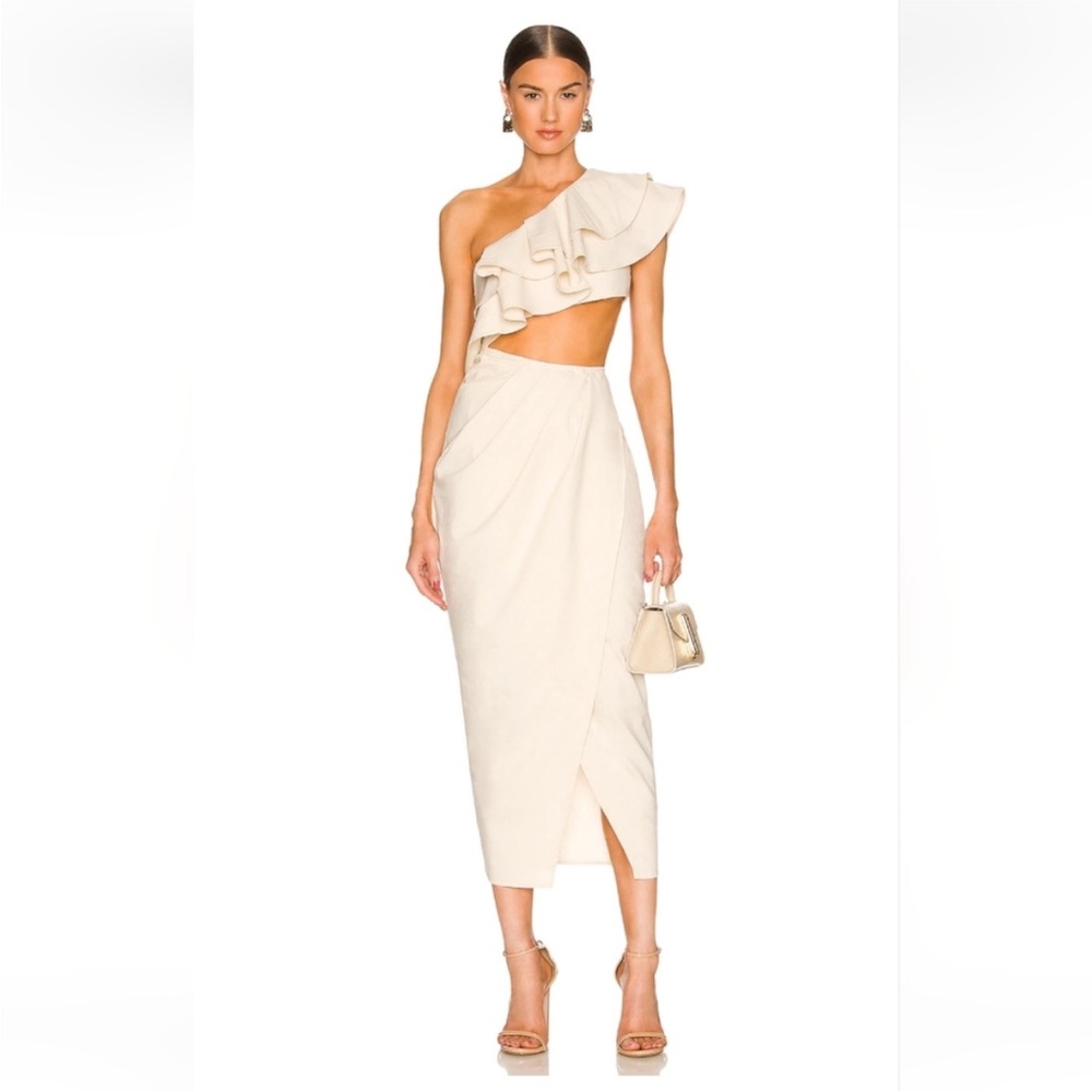 YAURA Elegant One-Shoulder Cream Dress